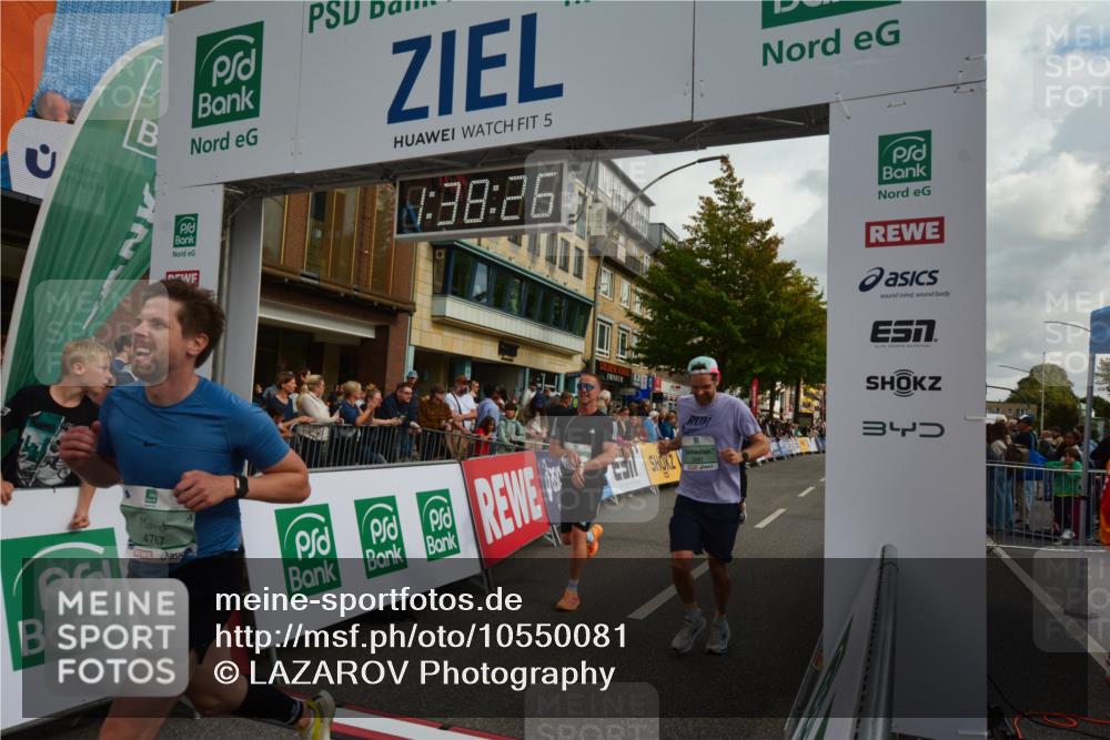 20.09.2026 - PSD Bank Halbmarathon LAZAROV Photography http://msf.ph/oto/10550081 20.09.2026 11:38:25 Ziel 1036, 1915, 2691, 3464, 4344, 4767 meine-sportfotos.de