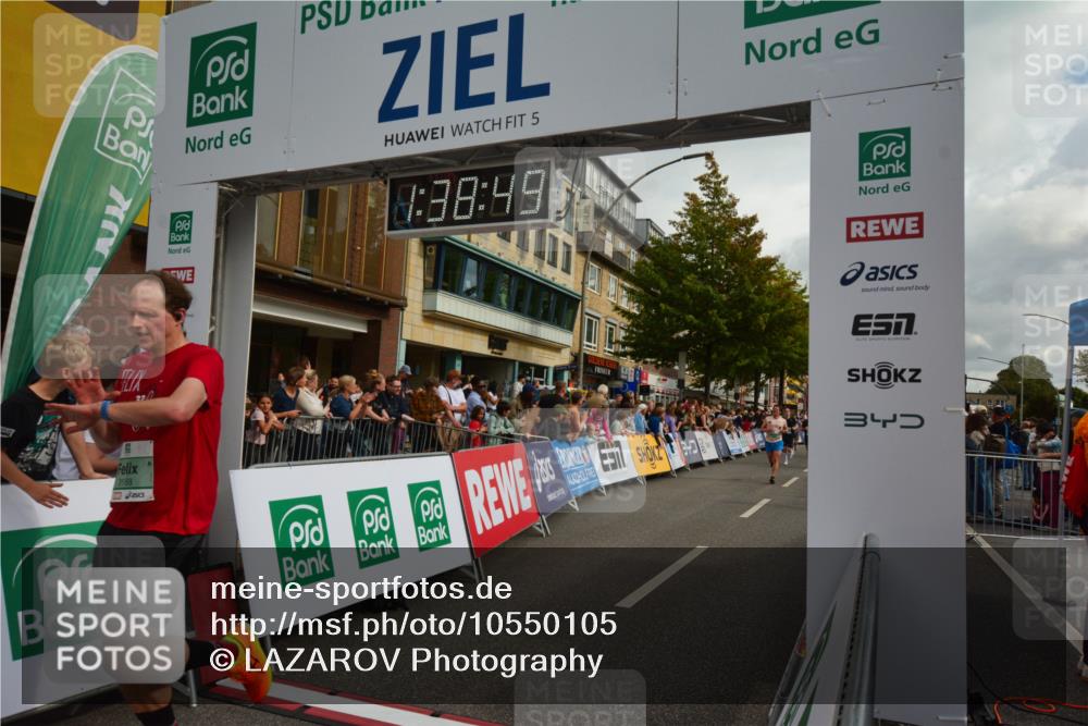 20.09.2026 - PSD Bank Halbmarathon LAZAROV Photography http://msf.ph/oto/10550105 20.09.2026 11:38:48 Ziel 1298, 1483, 1954, 2403, 2550, 3188, 3727, 3885 meine-sportfotos.de