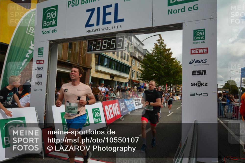 20.09.2026 - PSD Bank Halbmarathon LAZAROV Photography http://msf.ph/oto/10550107 20.09.2026 11:38:52 Ziel 1115, 1298, 1316, 1483, 1954, 2403, 2515, 2550, 3188, 3727, 3885 meine-sportfotos.de