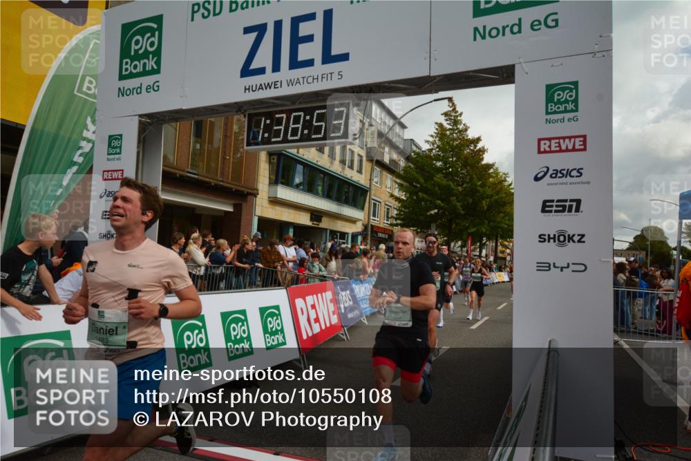 20.09.2026 - PSD Bank Halbmarathon LAZAROV Photography http://msf.ph/oto/10550108 20.09.2026 11:38:52 Ziel 1115, 1298, 1316, 1483, 1954, 2403, 2515, 2550, 3188, 3727, 3885 meine-sportfotos.de