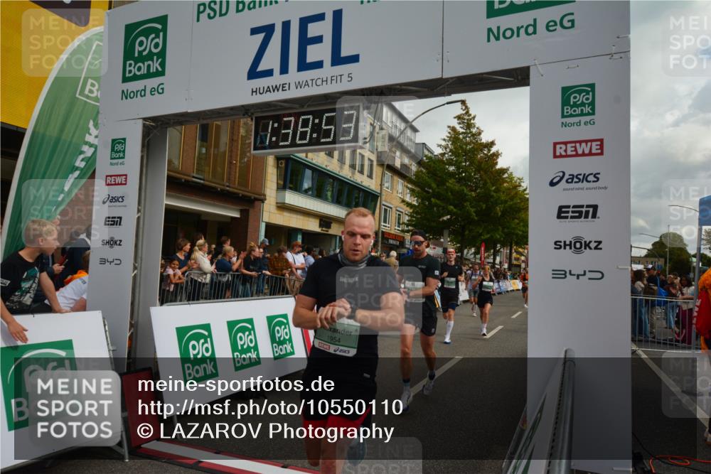 20.09.2026 - PSD Bank Halbmarathon LAZAROV Photography http://msf.ph/oto/10550110 20.09.2026 11:38:53 Ziel 1115, 1298, 1316, 1483, 1954, 2403, 2515, 2550, 3188, 3727, 3885 meine-sportfotos.de