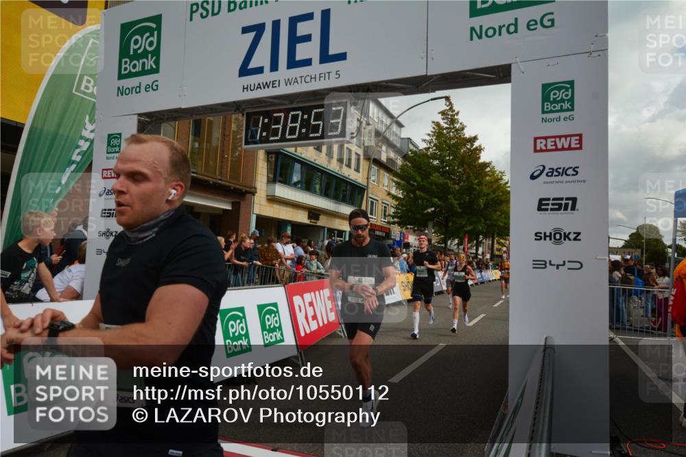 20.09.2026 - PSD Bank Halbmarathon LAZAROV Photography http://msf.ph/oto/10550112 20.09.2026 11:38:53 Ziel 1115, 1298, 1316, 1483, 1954, 2403, 2515, 2550, 3188, 3727, 3885 meine-sportfotos.de