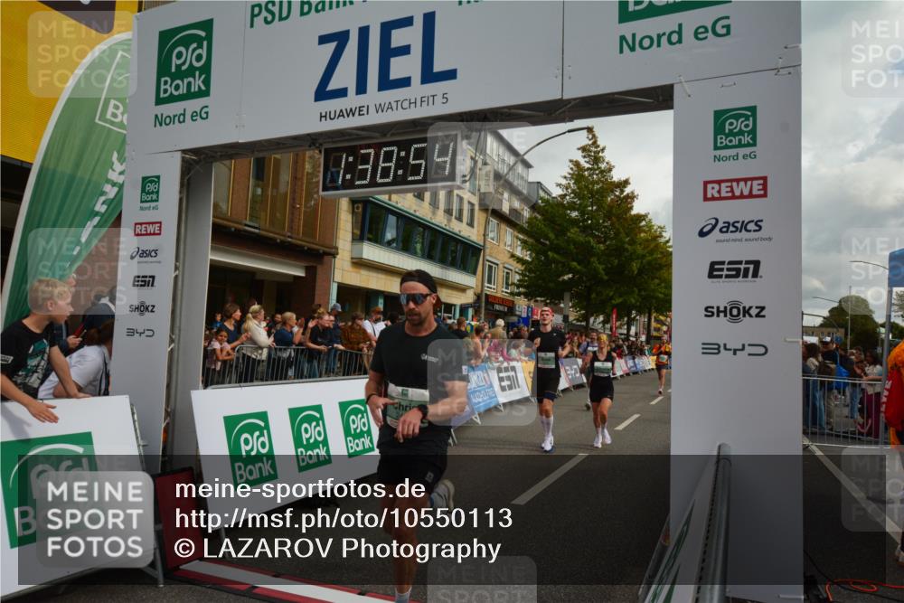 20.09.2026 - PSD Bank Halbmarathon LAZAROV Photography http://msf.ph/oto/10550113 20.09.2026 11:38:53 Ziel 1115, 1298, 1316, 1483, 1954, 2403, 2515, 2550, 3188, 3727, 3885 meine-sportfotos.de
