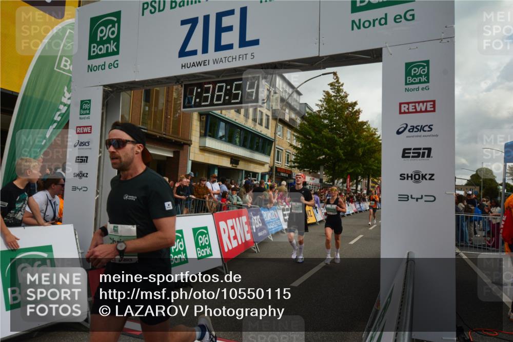 20.09.2026 - PSD Bank Halbmarathon LAZAROV Photography http://msf.ph/oto/10550115 20.09.2026 11:38:53 Ziel 1115, 1298, 1316, 1483, 1954, 2403, 2515, 2550, 3188, 3727, 3885 meine-sportfotos.de