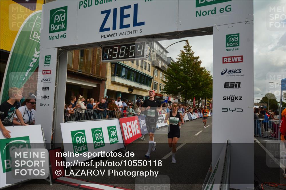 20.09.2026 - PSD Bank Halbmarathon LAZAROV Photography http://msf.ph/oto/10550118 20.09.2026 11:38:54 Ziel 1115, 1298, 1316, 1483, 1954, 2403, 2515, 2550, 3188, 3727, 3885 meine-sportfotos.de