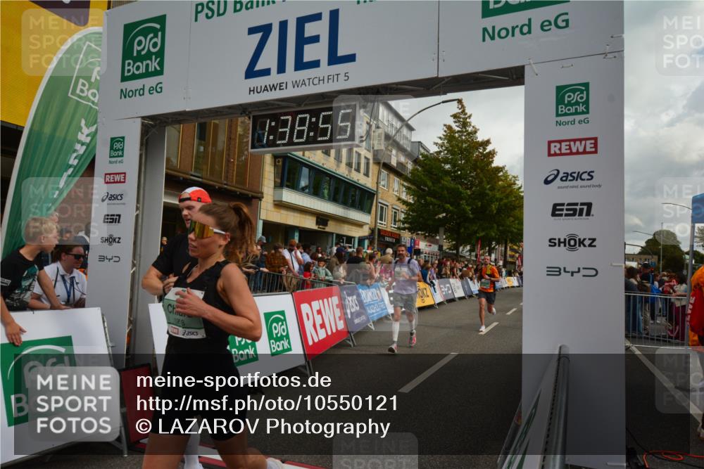 20.09.2026 - PSD Bank Halbmarathon LAZAROV Photography http://msf.ph/oto/10550121 20.09.2026 11:38:55 Ziel 1115, 1298, 1316, 1483, 1954, 2403, 2515, 2550, 3727, 3885, 4148, 4661 meine-sportfotos.de