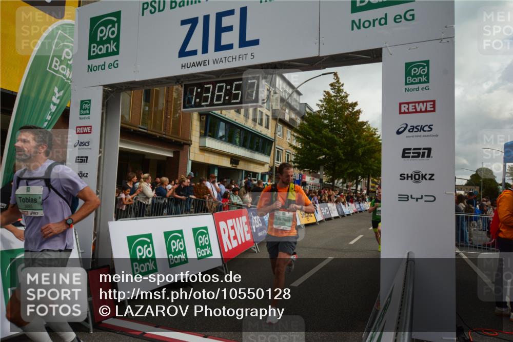 20.09.2026 - PSD Bank Halbmarathon LAZAROV Photography http://msf.ph/oto/10550128 20.09.2026 11:38:57 Ziel 1115, 1298, 1316, 1483, 1764, 1954, 2403, 2515, 2550, 3727, 3885, 4148, 4661 meine-sportfotos.de