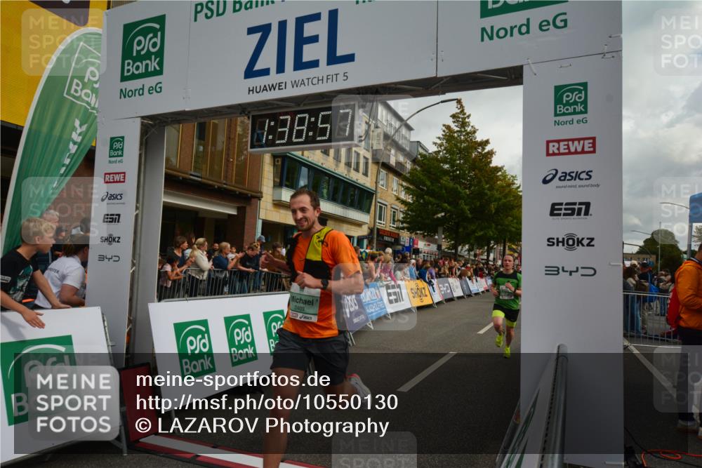 20.09.2026 - PSD Bank Halbmarathon LAZAROV Photography http://msf.ph/oto/10550130 20.09.2026 11:38:57 Ziel 1115, 1298, 1316, 1483, 1764, 1954, 2403, 2515, 2550, 3727, 3885, 4148, 4661 meine-sportfotos.de