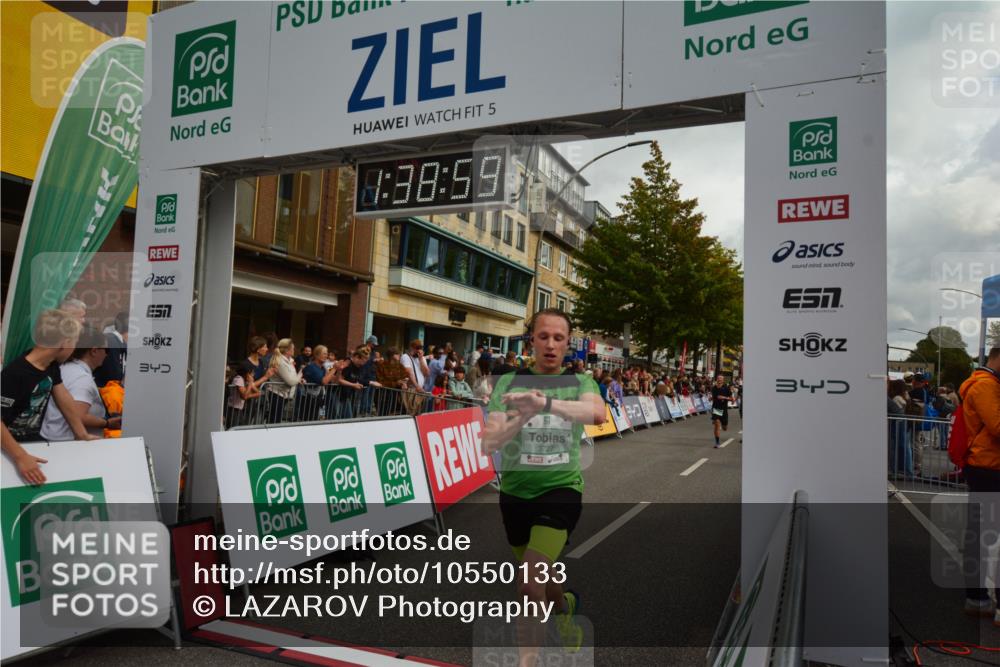 20.09.2026 - PSD Bank Halbmarathon LAZAROV Photography http://msf.ph/oto/10550133 20.09.2026 11:38:58 Ziel 1115, 1298, 1316, 1483, 1764, 1954, 2403, 2515, 2550, 3727, 3885, 4148, 4661 meine-sportfotos.de