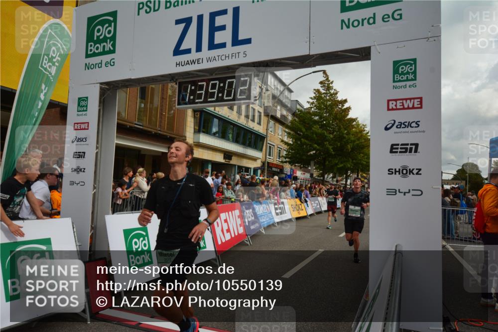 20.09.2026 - PSD Bank Halbmarathon LAZAROV Photography http://msf.ph/oto/10550139 20.09.2026 11:39:01 Ziel 1115, 1298, 1316, 1764, 2403, 2515, 2550, 3727, 3885, 4148, 4661, 4683 meine-sportfotos.de