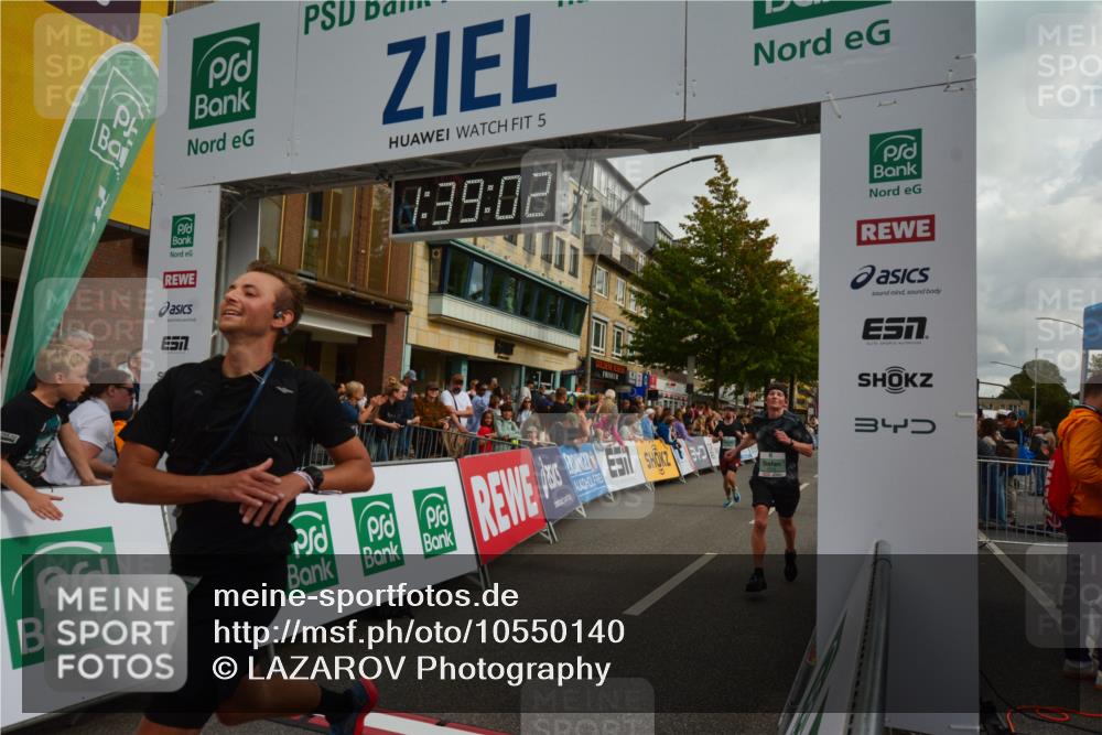 20.09.2026 - PSD Bank Halbmarathon LAZAROV Photography http://msf.ph/oto/10550140 20.09.2026 11:39:01 Ziel 1115, 1298, 1316, 1764, 2403, 2515, 2550, 3727, 3885, 4148, 4661, 4683 meine-sportfotos.de