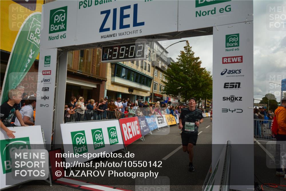 20.09.2026 - PSD Bank Halbmarathon LAZAROV Photography http://msf.ph/oto/10550142 20.09.2026 11:39:02 Ziel 1115, 1316, 1764, 2403, 2515, 3727, 3885, 4148, 4661, 4683 meine-sportfotos.de