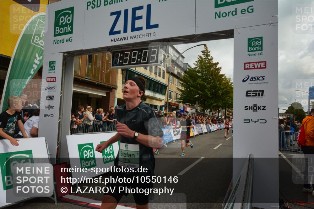 20.09.2026 - PSD Bank Halbmarathon LAZAROV Photography http://msf.ph/oto/10550146 20.09.2026 11:39:03 Ziel 1115, 1316, 1764, 2403, 2515, 3727, 4106, 4148, 4661, 4683 meine-sportfotos.de