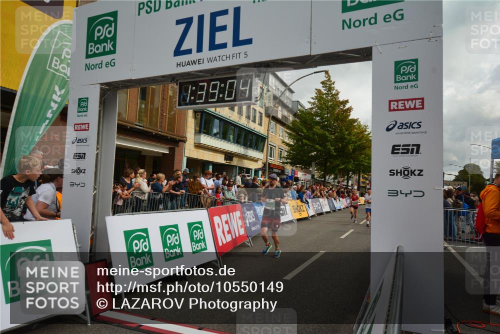 20.09.2026 - PSD Bank Halbmarathon LAZAROV Photography http://msf.ph/oto/10550149 20.09.2026 11:39:03 Ziel 1115, 1316, 1764, 2403, 2515, 3727, 4106, 4148, 4661, 4683 meine-sportfotos.de