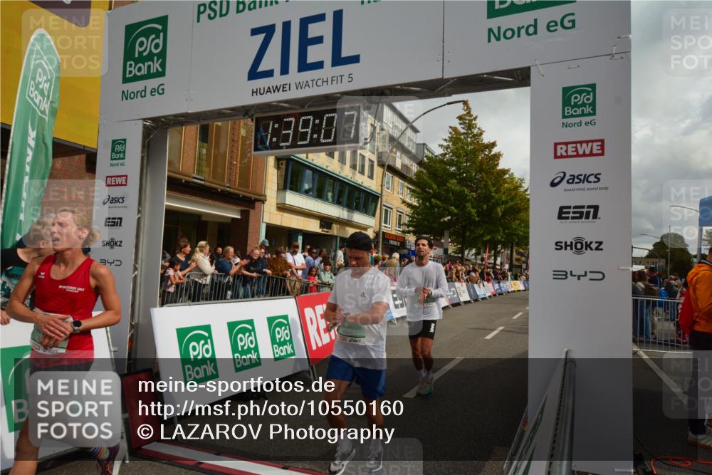 20.09.2026 - PSD Bank Halbmarathon LAZAROV Photography http://msf.ph/oto/10550160 20.09.2026 11:39:07 Ziel 1115, 1316, 1764, 2515, 2984, 4106, 4148, 4661, 4683 meine-sportfotos.de