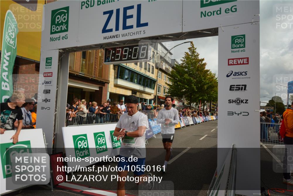 20.09.2026 - PSD Bank Halbmarathon LAZAROV Photography http://msf.ph/oto/10550161 20.09.2026 11:39:07 Ziel 1115, 1316, 1764, 2515, 2984, 4106, 4148, 4661, 4683 meine-sportfotos.de