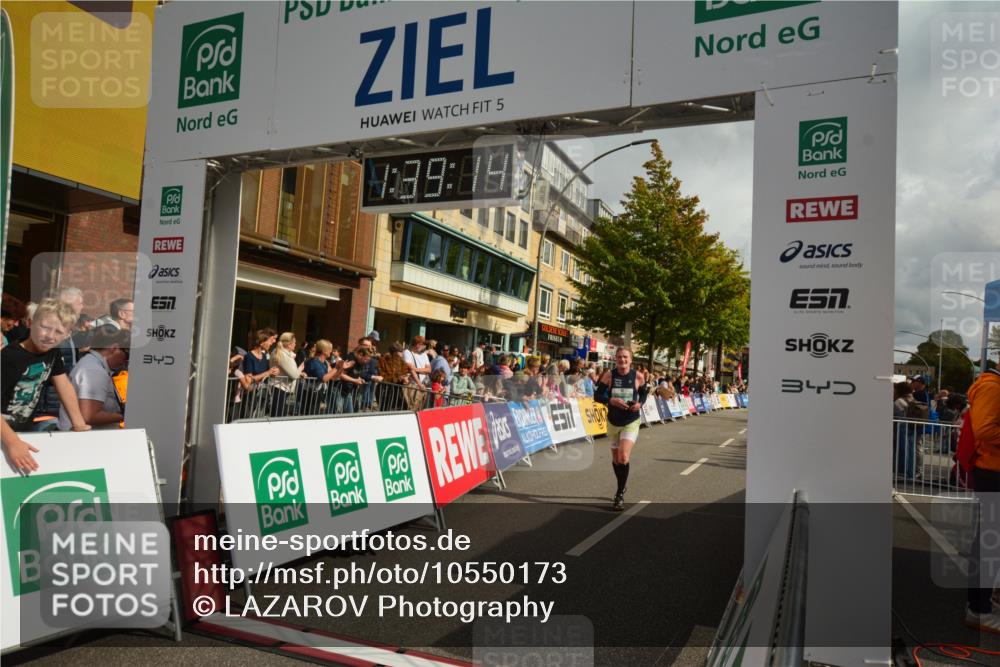 20.09.2026 - PSD Bank Halbmarathon LAZAROV Photography http://msf.ph/oto/10550173 20.09.2026 11:39:14 Ziel 1764, 2984, 3715, 4106, 4324, 4461, 4683 meine-sportfotos.de