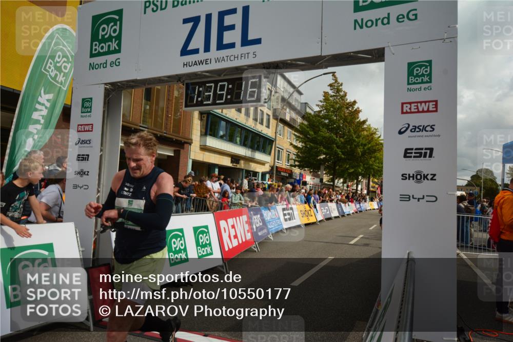 20.09.2026 - PSD Bank Halbmarathon LAZAROV Photography http://msf.ph/oto/10550177 20.09.2026 11:39:15 Ziel 2984, 3715, 4106, 4324, 4461, 4683 meine-sportfotos.de