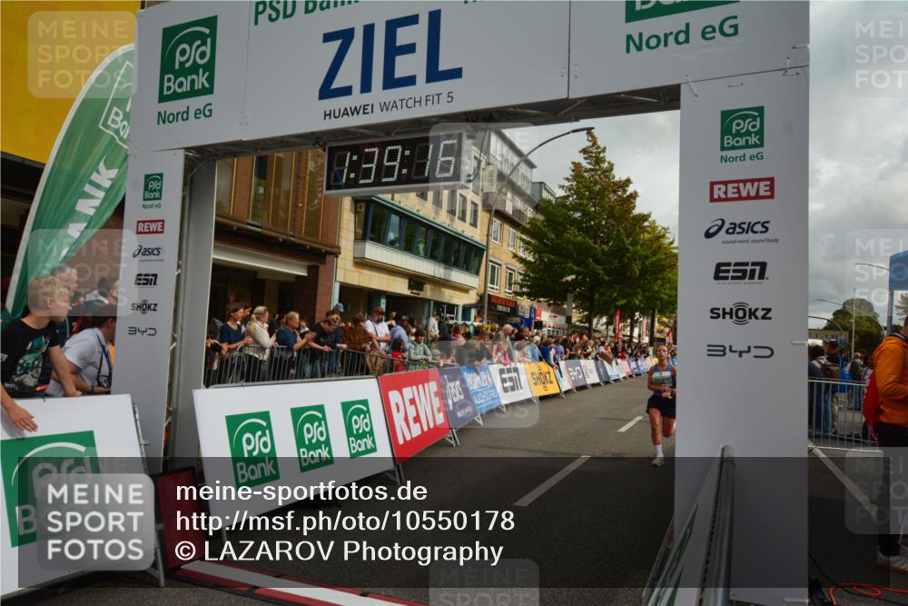20.09.2026 - PSD Bank Halbmarathon LAZAROV Photography http://msf.ph/oto/10550178 20.09.2026 11:39:16 Ziel 2984, 3715, 4106, 4324, 4461, 4683 meine-sportfotos.de