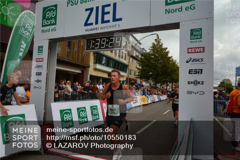 20.09.2026 - PSD Bank Halbmarathon LAZAROV Photography http://msf.ph/oto/10550183 20.09.2026 11:39:24 Ziel 1103, 1719, 2649, 3121, 3715, 4022, 4324, 4436, 4461 meine-sportfotos.de