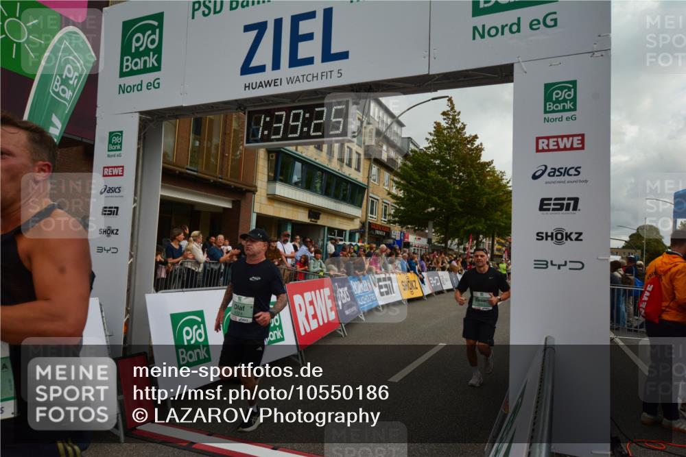 20.09.2026 - PSD Bank Halbmarathon LAZAROV Photography http://msf.ph/oto/10550186 20.09.2026 11:39:24 Ziel 1103, 1719, 2649, 3121, 3715, 4022, 4324, 4436, 4461 meine-sportfotos.de