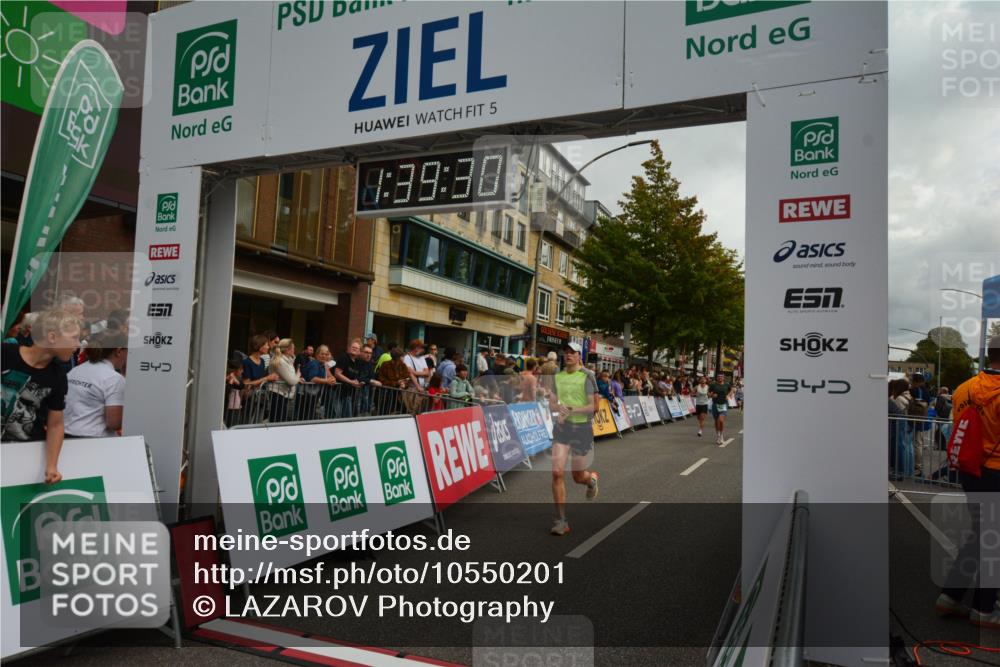 20.09.2026 - PSD Bank Halbmarathon LAZAROV Photography http://msf.ph/oto/10550201 20.09.2026 11:39:30 Ziel 1103, 1656, 1719, 2649, 2782, 3121, 3715, 3919, 4022, 4324, 4436, 4461 meine-sportfotos.de