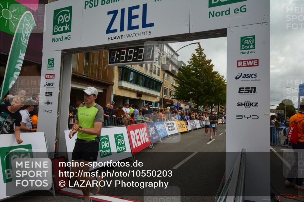 20.09.2026 - PSD Bank Halbmarathon LAZAROV Photography http://msf.ph/oto/10550203 20.09.2026 11:39:31 Ziel 1103, 1656, 1719, 2649, 2782, 3121, 3919, 4022, 4324, 4436, 4461 meine-sportfotos.de