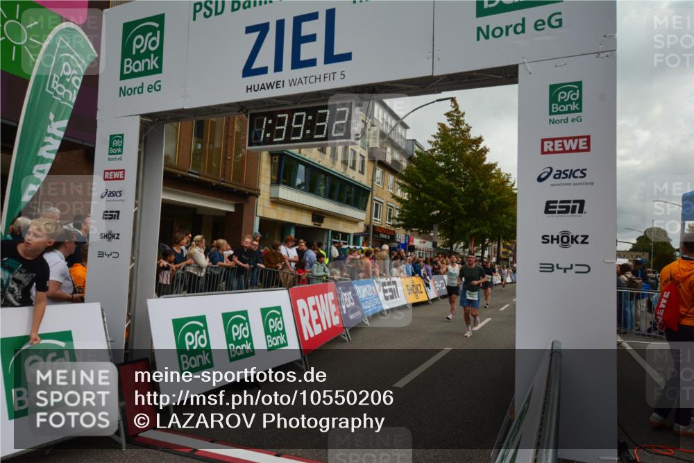 20.09.2026 - PSD Bank Halbmarathon LAZAROV Photography http://msf.ph/oto/10550206 20.09.2026 11:39:32 Ziel 1103, 1656, 1662, 1719, 2649, 2782, 3121, 3919, 4022, 4436 meine-sportfotos.de