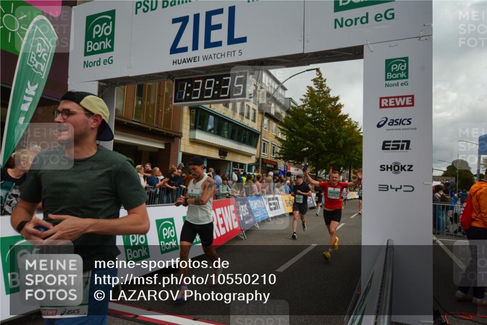 20.09.2026 - PSD Bank Halbmarathon LAZAROV Photography http://msf.ph/oto/10550210 20.09.2026 11:39:34 Ziel 1103, 1656, 1662, 1719, 2649, 2782, 3121, 3919, 4022, 4436 meine-sportfotos.de