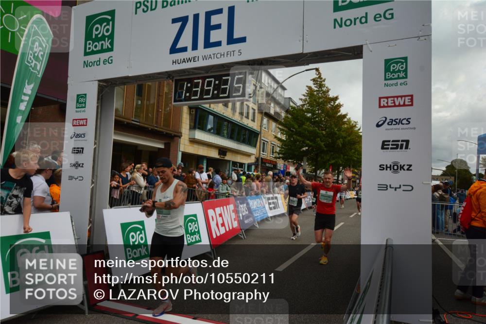 20.09.2026 - PSD Bank Halbmarathon LAZAROV Photography http://msf.ph/oto/10550211 20.09.2026 11:39:34 Ziel 1103, 1656, 1662, 1719, 2649, 2782, 3121, 3919, 4022, 4436 meine-sportfotos.de