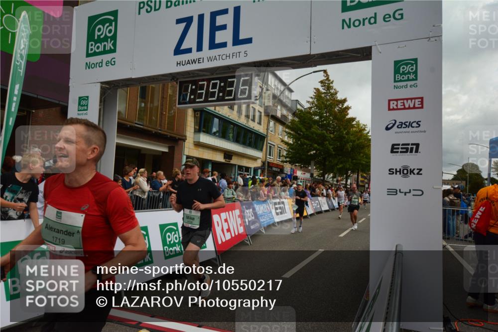 20.09.2026 - PSD Bank Halbmarathon LAZAROV Photography http://msf.ph/oto/10550217 20.09.2026 11:39:36 Ziel 1103, 1656, 1662, 1719, 2649, 2782, 3919, 4022, 4436 meine-sportfotos.de