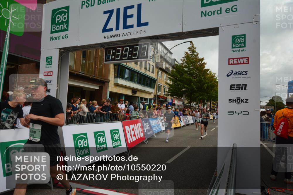 20.09.2026 - PSD Bank Halbmarathon LAZAROV Photography http://msf.ph/oto/10550220 20.09.2026 11:39:36 Ziel 1103, 1656, 1662, 1719, 2649, 2782, 3919, 4022, 4436 meine-sportfotos.de