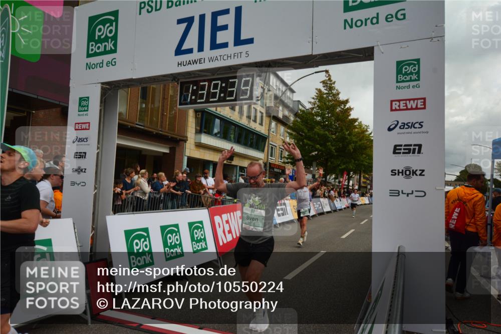 20.09.2026 - PSD Bank Halbmarathon LAZAROV Photography http://msf.ph/oto/10550224 20.09.2026 11:39:38 Ziel 1103, 1656, 1662, 1719, 2782, 3919, 4022, 4436 meine-sportfotos.de