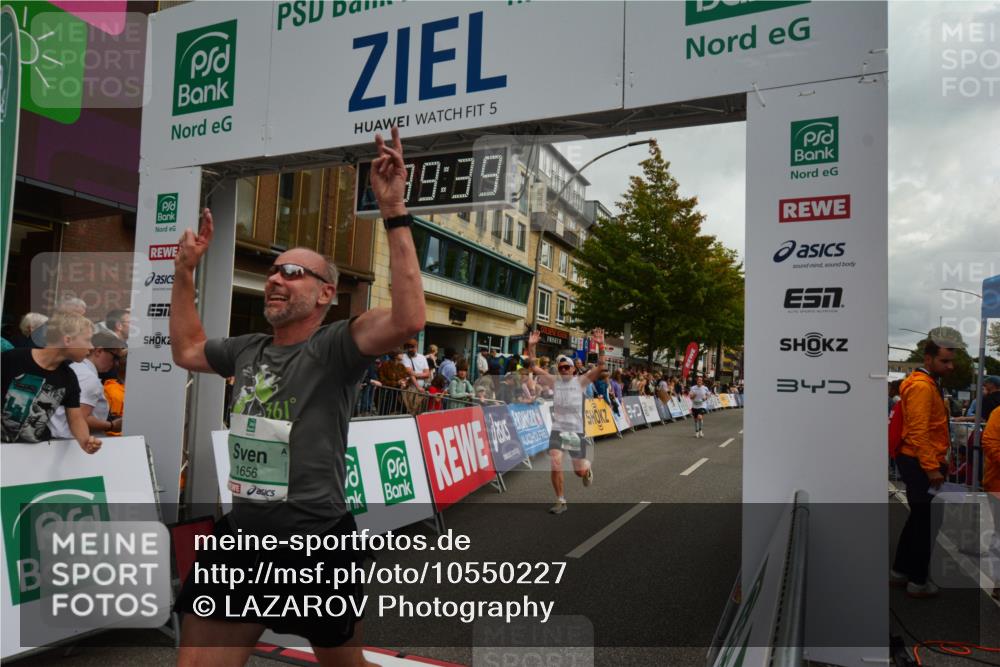 20.09.2026 - PSD Bank Halbmarathon LAZAROV Photography http://msf.ph/oto/10550227 20.09.2026 11:39:39 Ziel 1103, 1656, 1662, 1719, 2782, 3919, 4022, 4436 meine-sportfotos.de
