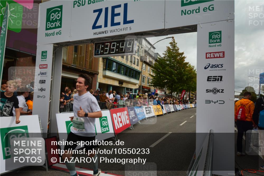 20.09.2026 - PSD Bank Halbmarathon LAZAROV Photography http://msf.ph/oto/10550233 20.09.2026 11:39:43 Ziel 1656, 1662, 1841, 2782, 3919 meine-sportfotos.de