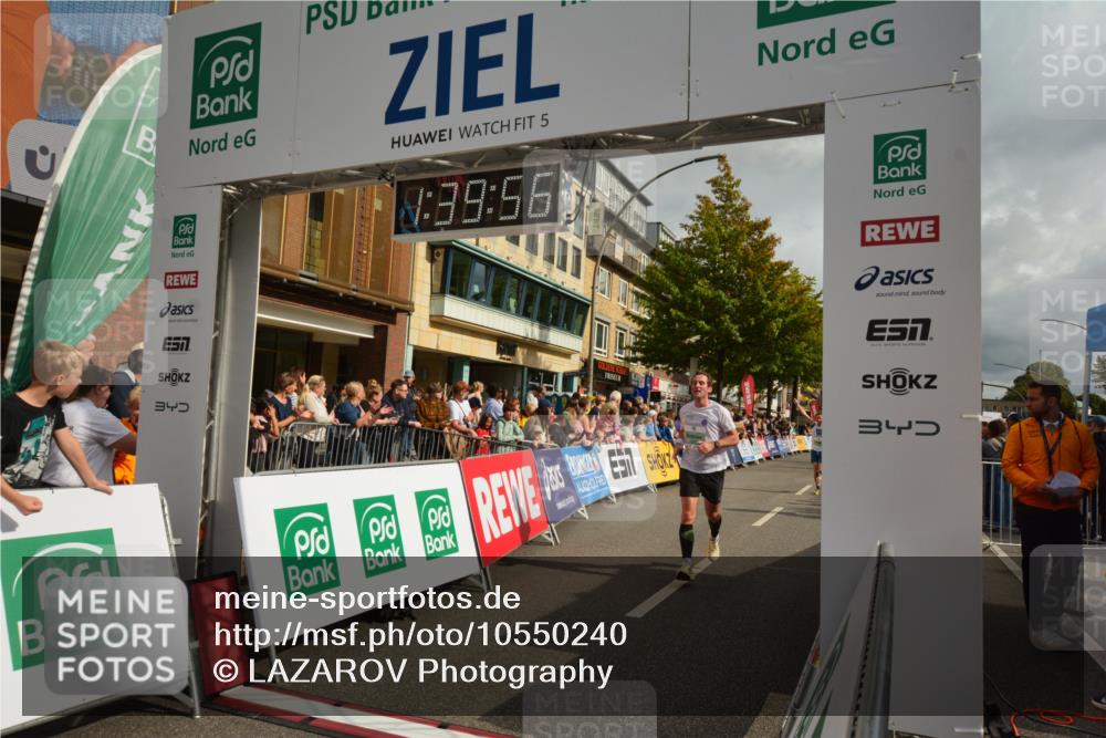 20.09.2026 - PSD Bank Halbmarathon LAZAROV Photography http://msf.ph/oto/10550240 20.09.2026 11:39:56 Ziel 1841, 2387, 3596, 4107, 4198, 4293 meine-sportfotos.de