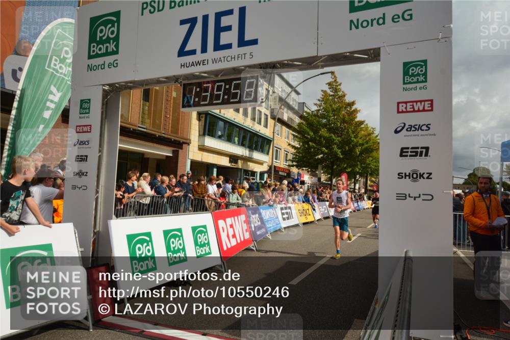 20.09.2026 - PSD Bank Halbmarathon LAZAROV Photography http://msf.ph/oto/10550246 20.09.2026 11:39:58 Ziel 1841, 2387, 3596, 3605, 4107, 4198, 4293, 4313, 4697 meine-sportfotos.de