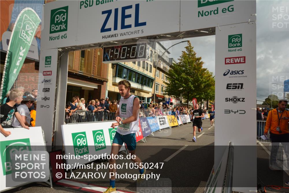 20.09.2026 - PSD Bank Halbmarathon LAZAROV Photography http://msf.ph/oto/10550247 20.09.2026 11:39:59 Ziel 1841, 2387, 3596, 3605, 4107, 4198, 4293, 4313, 4697 meine-sportfotos.de