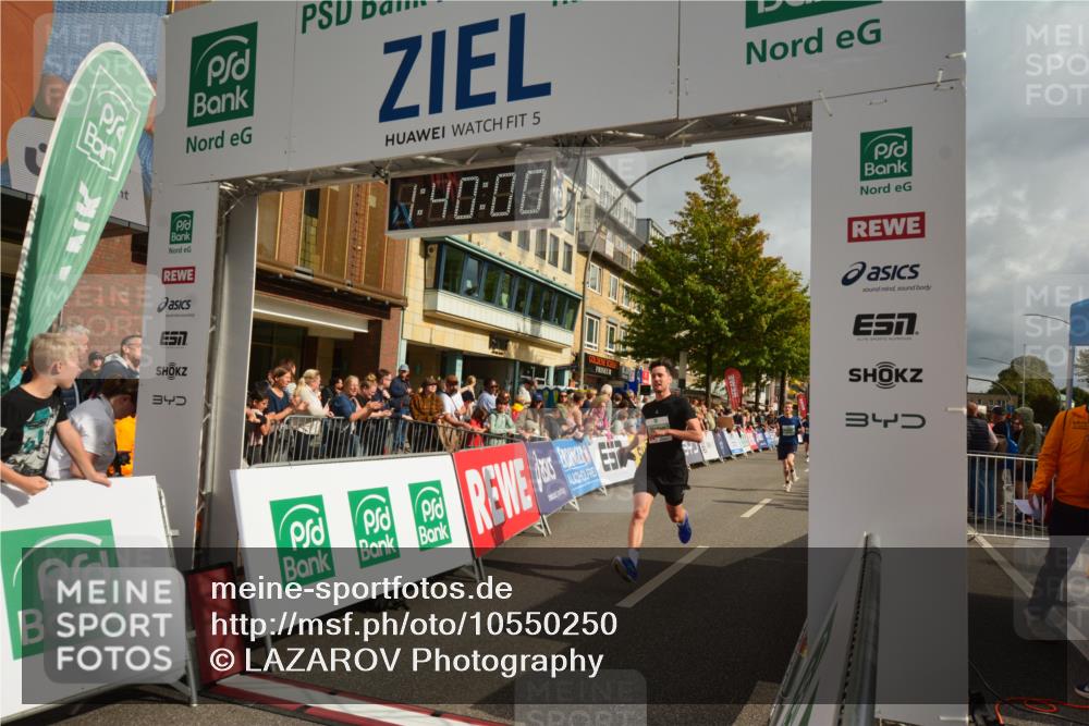 20.09.2026 - PSD Bank Halbmarathon LAZAROV Photography http://msf.ph/oto/10550250 20.09.2026 11:40:00 Ziel 1841, 2387, 3596, 3605, 4107, 4198, 4293, 4313, 4506, 4697 meine-sportfotos.de