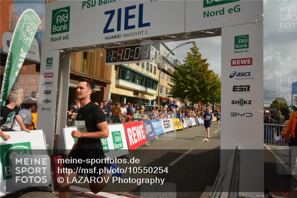 20.09.2026 - PSD Bank Halbmarathon LAZAROV Photography http://msf.ph/oto/10550254 20.09.2026 11:40:01 Ziel 1841, 2387, 3596, 3605, 4107, 4198, 4293, 4313, 4506, 4697 meine-sportfotos.de