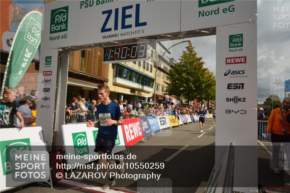 20.09.2026 - PSD Bank Halbmarathon LAZAROV Photography http://msf.ph/oto/10550259 20.09.2026 11:40:03 Ziel 1466, 2387, 3596, 3605, 3888, 4107, 4198, 4293, 4313, 4506, 4697 meine-sportfotos.de