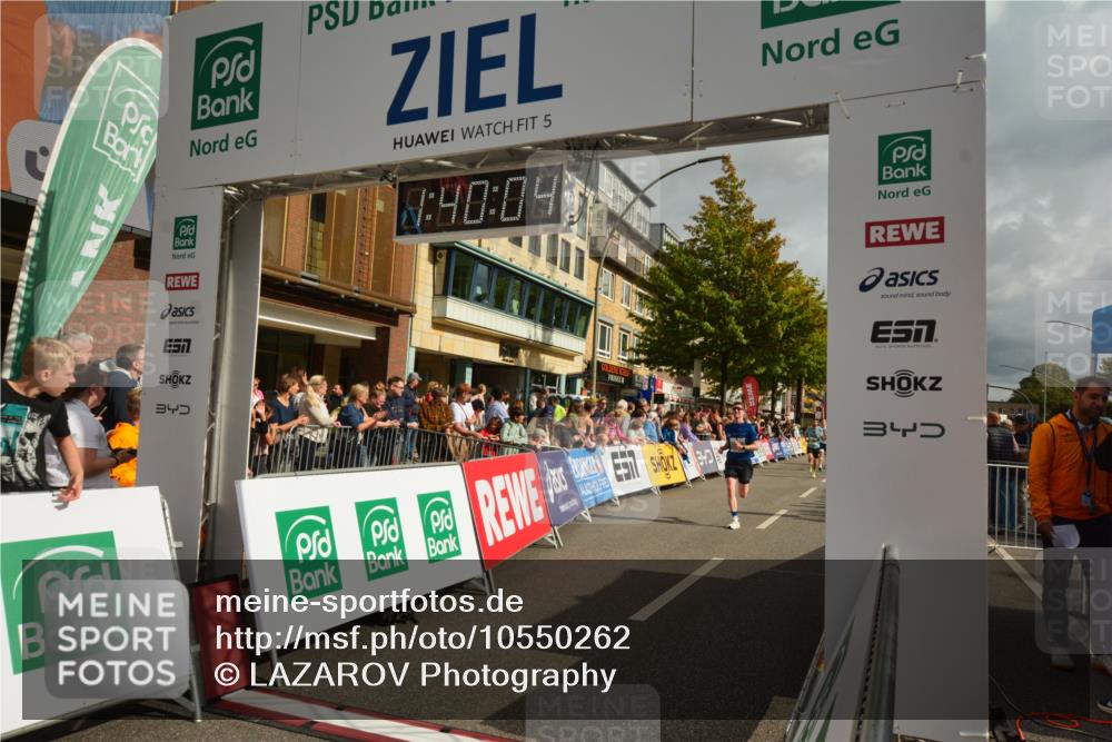 20.09.2026 - PSD Bank Halbmarathon LAZAROV Photography http://msf.ph/oto/10550262 20.09.2026 11:40:03 Ziel 1466, 2387, 3596, 3605, 3888, 4107, 4198, 4293, 4313, 4506, 4697 meine-sportfotos.de