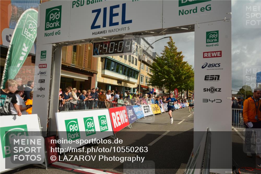 20.09.2026 - PSD Bank Halbmarathon LAZAROV Photography http://msf.ph/oto/10550263 20.09.2026 11:40:03 Ziel 1466, 2387, 3596, 3605, 3888, 4107, 4198, 4293, 4313, 4506, 4697 meine-sportfotos.de