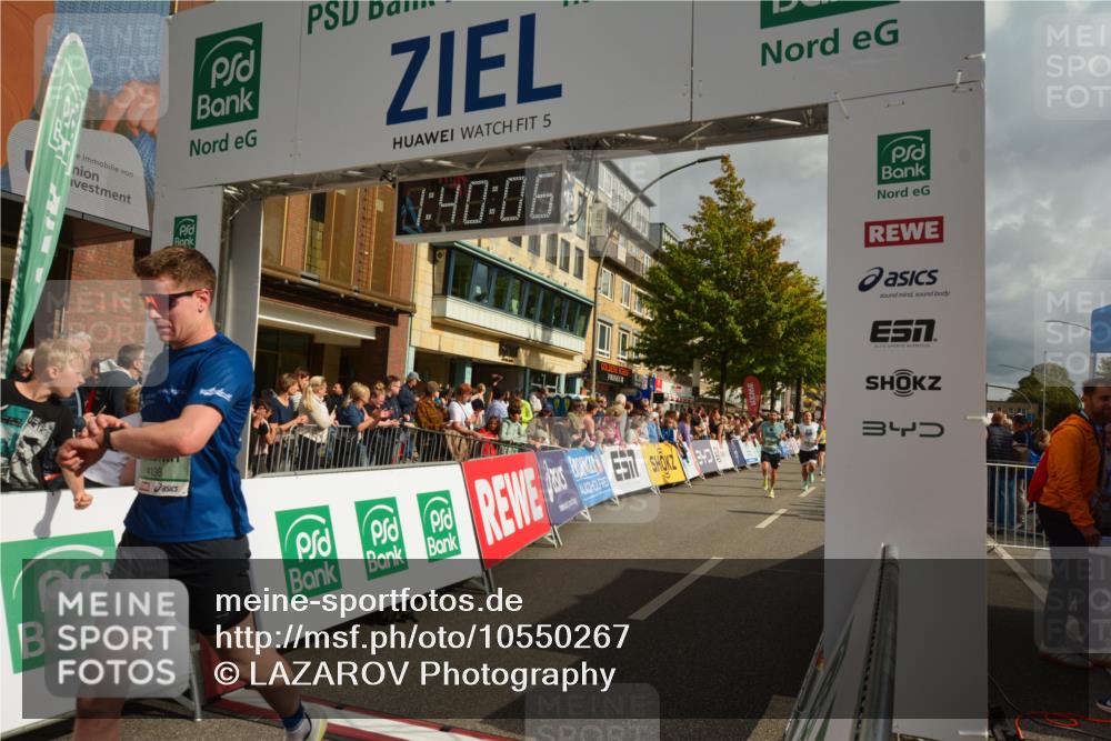 20.09.2026 - PSD Bank Halbmarathon LAZAROV Photography http://msf.ph/oto/10550267 20.09.2026 11:40:05 Ziel 1466, 2387, 3125, 3596, 3605, 3769, 3888, 4198, 4293, 4313, 4506, 4697, 4706 meine-sportfotos.de