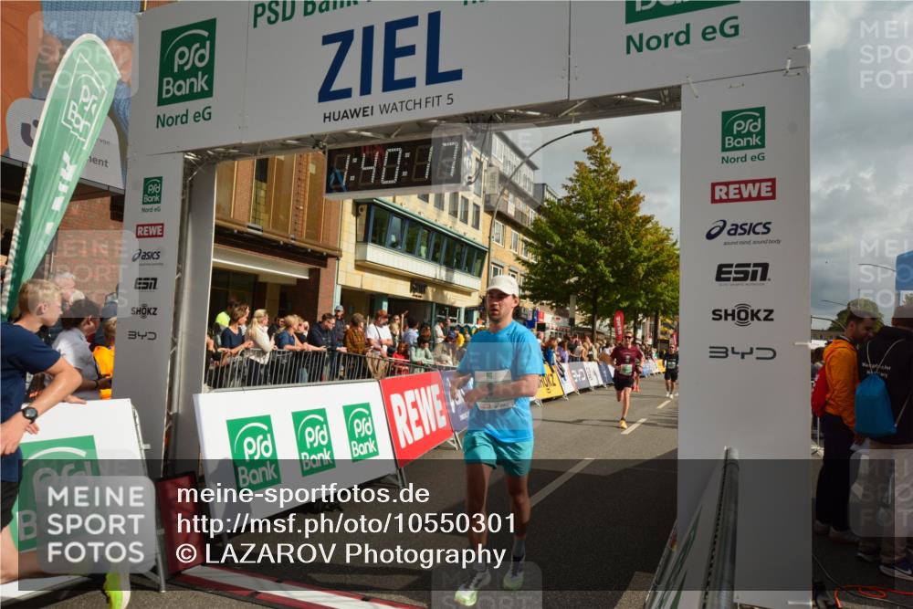 20.09.2026 - PSD Bank Halbmarathon LAZAROV Photography http://msf.ph/oto/10550301 20.09.2026 11:40:16 Ziel 1466, 2046, 3125, 3544, 3605, 3767, 3769, 3888, 4091, 4506, 4672, 4706 meine-sportfotos.de