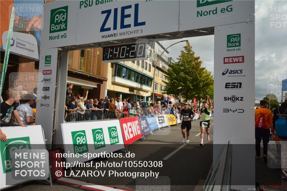 20.09.2026 - PSD Bank Halbmarathon LAZAROV Photography http://msf.ph/oto/10550308 20.09.2026 11:40:20 Ziel 1466, 1582, 2046, 2657, 3125, 3544, 3767, 3769, 3888, 4091, 4672, 4706 meine-sportfotos.de