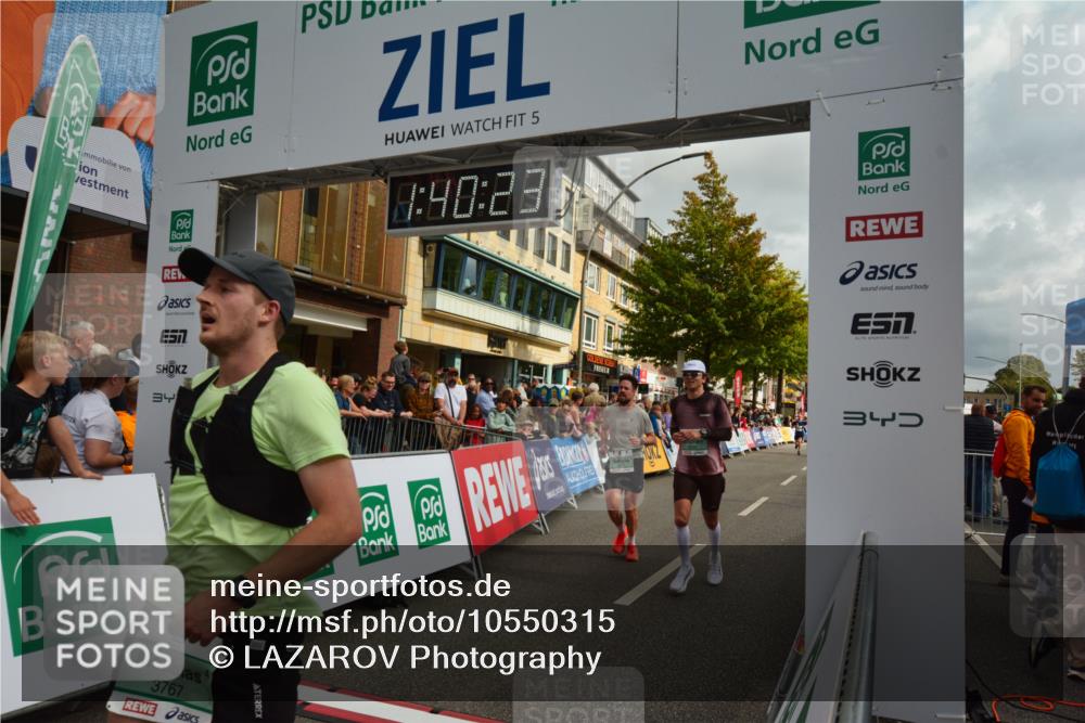 20.09.2026 - PSD Bank Halbmarathon LAZAROV Photography http://msf.ph/oto/10550315 20.09.2026 11:40:22 Ziel 1582, 2046, 2657, 3125, 3544, 3767, 3769, 4091, 4672, 4706 meine-sportfotos.de