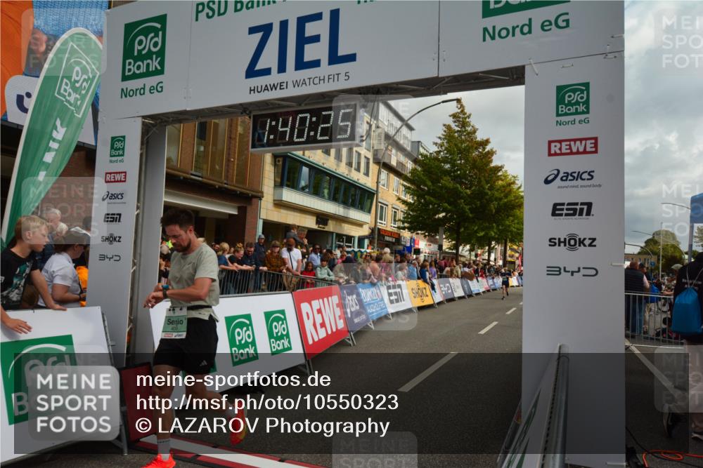 20.09.2026 - PSD Bank Halbmarathon LAZAROV Photography http://msf.ph/oto/10550323 20.09.2026 11:40:24 Ziel 1582, 2046, 2657, 3544, 3767, 4091, 4672 meine-sportfotos.de