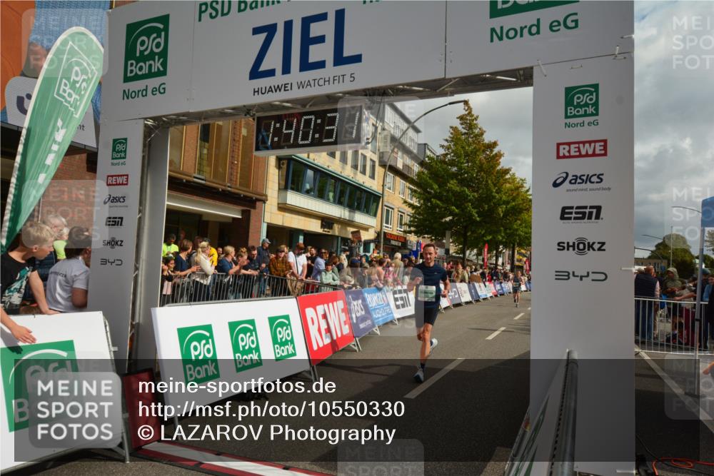 20.09.2026 - PSD Bank Halbmarathon LAZAROV Photography http://msf.ph/oto/10550330 20.09.2026 11:40:31 Ziel 1582, 2496, 2657, 3004, 4275, 4440 meine-sportfotos.de