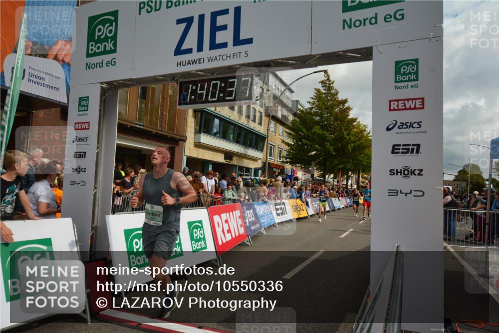 20.09.2026 - PSD Bank Halbmarathon LAZAROV Photography http://msf.ph/oto/10550336 20.09.2026 11:40:36 Ziel 1582, 2496, 2657, 3004, 3529, 3847, 4275, 4440 meine-sportfotos.de